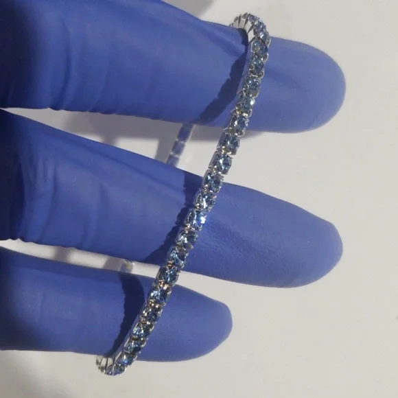 Elegant Silver tone Blue Color Stones Stretchy Bracelet Women's Fashion Jewelry - Picture 5 of 6